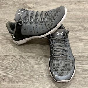 Under Armour sneakers 10.5